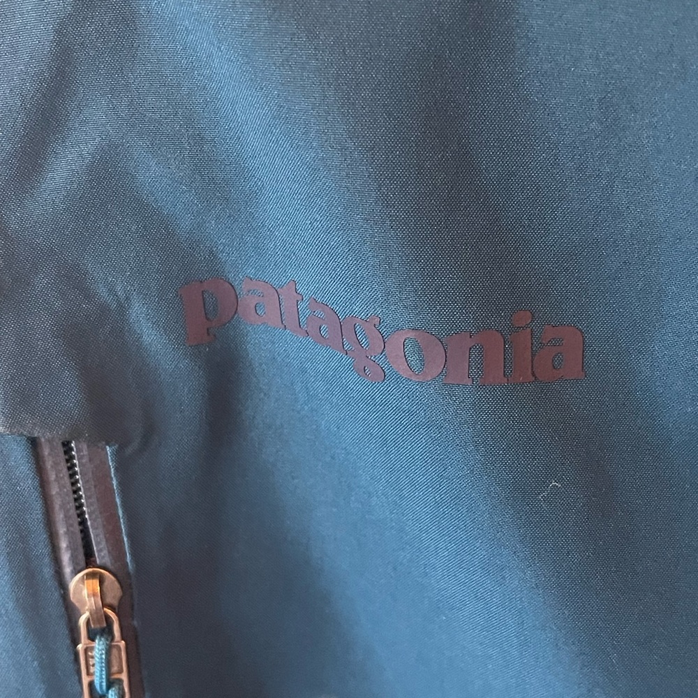 Patagonia men’s hard shell.